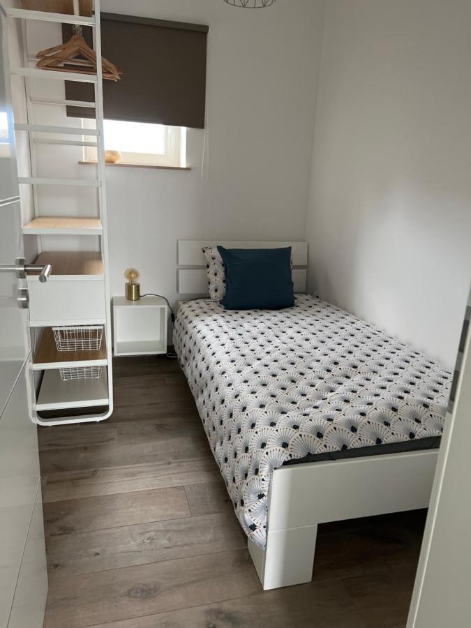 Les Duplex De La Place Des Ecoles Spa Bagian luar foto