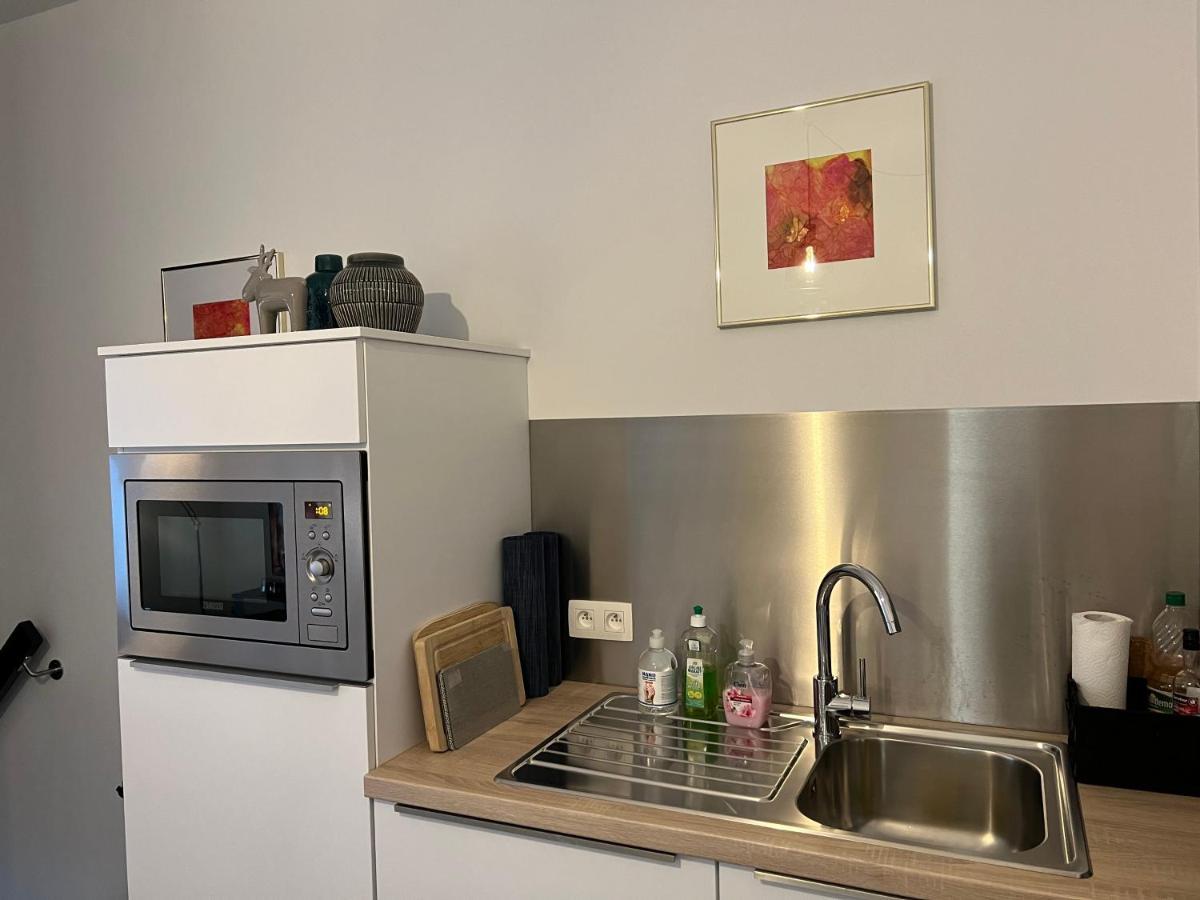 Les Duplex De La Place Des Ecoles Spa Bagian luar foto